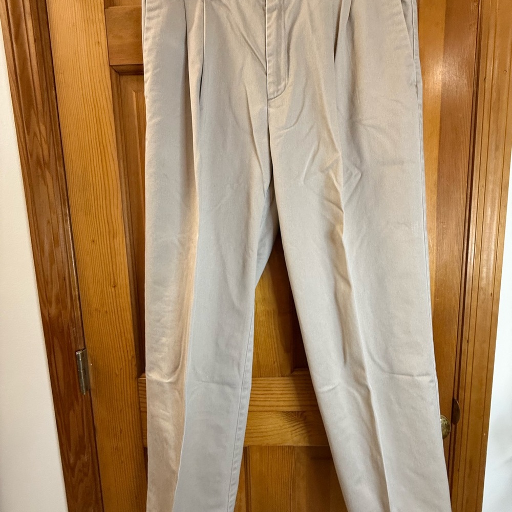 Haggar Men's Khaki Chinos 34x30